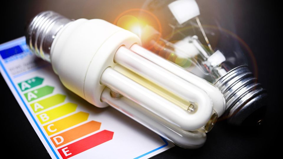 Experte erklärt: Was bedeuten die Energieeffizienzklassen auf Elektrogeräten?
